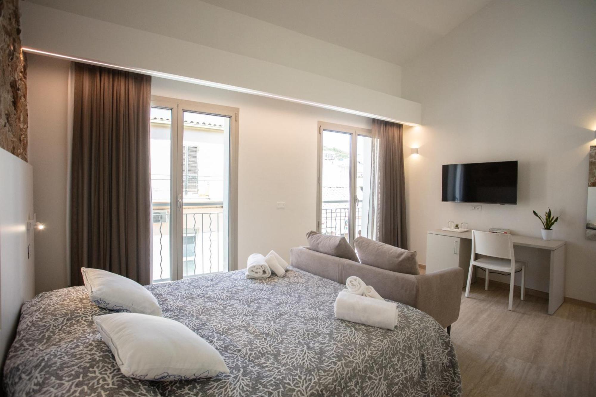 Domu Noa Hotel Villasimius Buitenkant foto